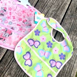 INFANT BIBS